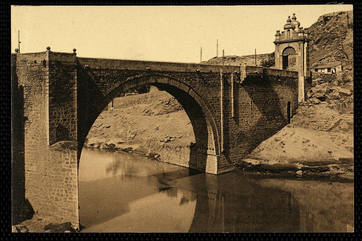 Toledo : Puente de Alcántara / L. Roisin, fot.-. [Imagen]