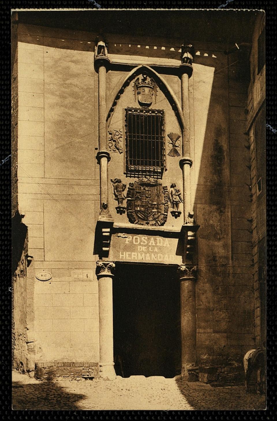 Toledo : Posada de la Hermandad / L. Roisin, fot.-. [Imagen]