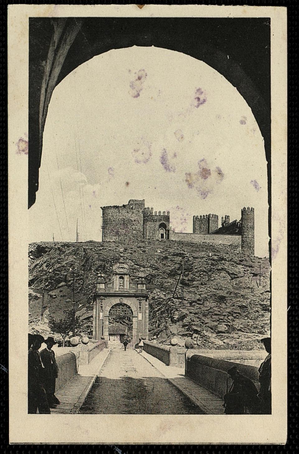 Toledo : Puente de Alcántara y castillo de San Servando / L. Roisin, fot.-. [Imagen]