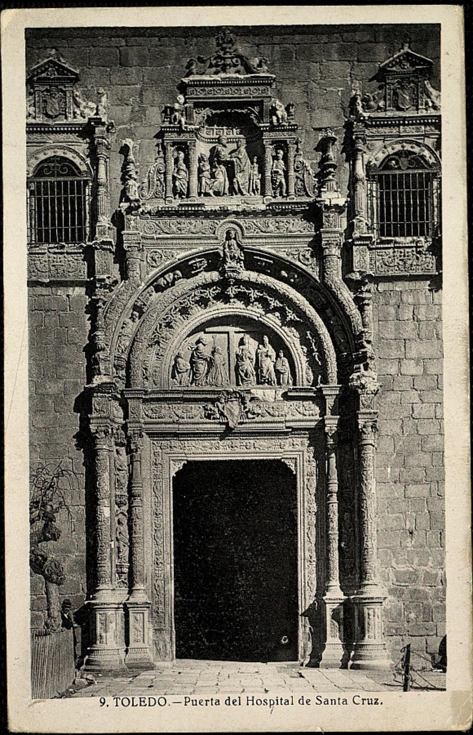 Toledo : Puerta del Hospital de Santa Cruz / Fotografías Roisin.-. [Imagen]